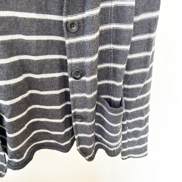 Tahari Merino Wool Blend Striped Cardigan Gray White Button-Front Pockets Sz S - Picture 4 of 6